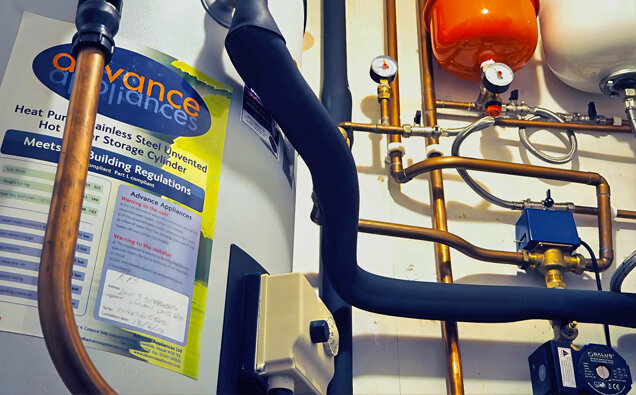 https://sevillegrovehotwater.com.au/uploads/2025/06/electric-hot-water-system-72670.jpg