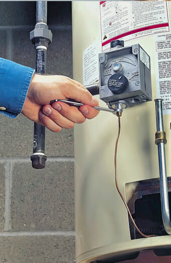 https://sevillegrovehotwater.com.au/uploads/2025/06/hot-water-servicing-64446.jpg